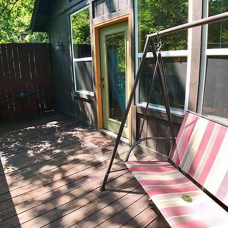 Chateau Treehouse #11 @ Oak Crest Cottages And Treehouses Eureka Springs Eksteriør billede